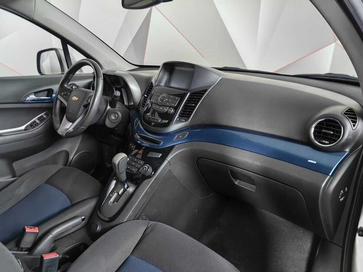 Chevrolet Orlando с пробегом — 2014 год. Фото: #8