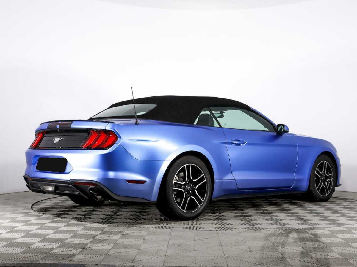 Ford Mustang с пробегом — 2020 год. Фото: #3