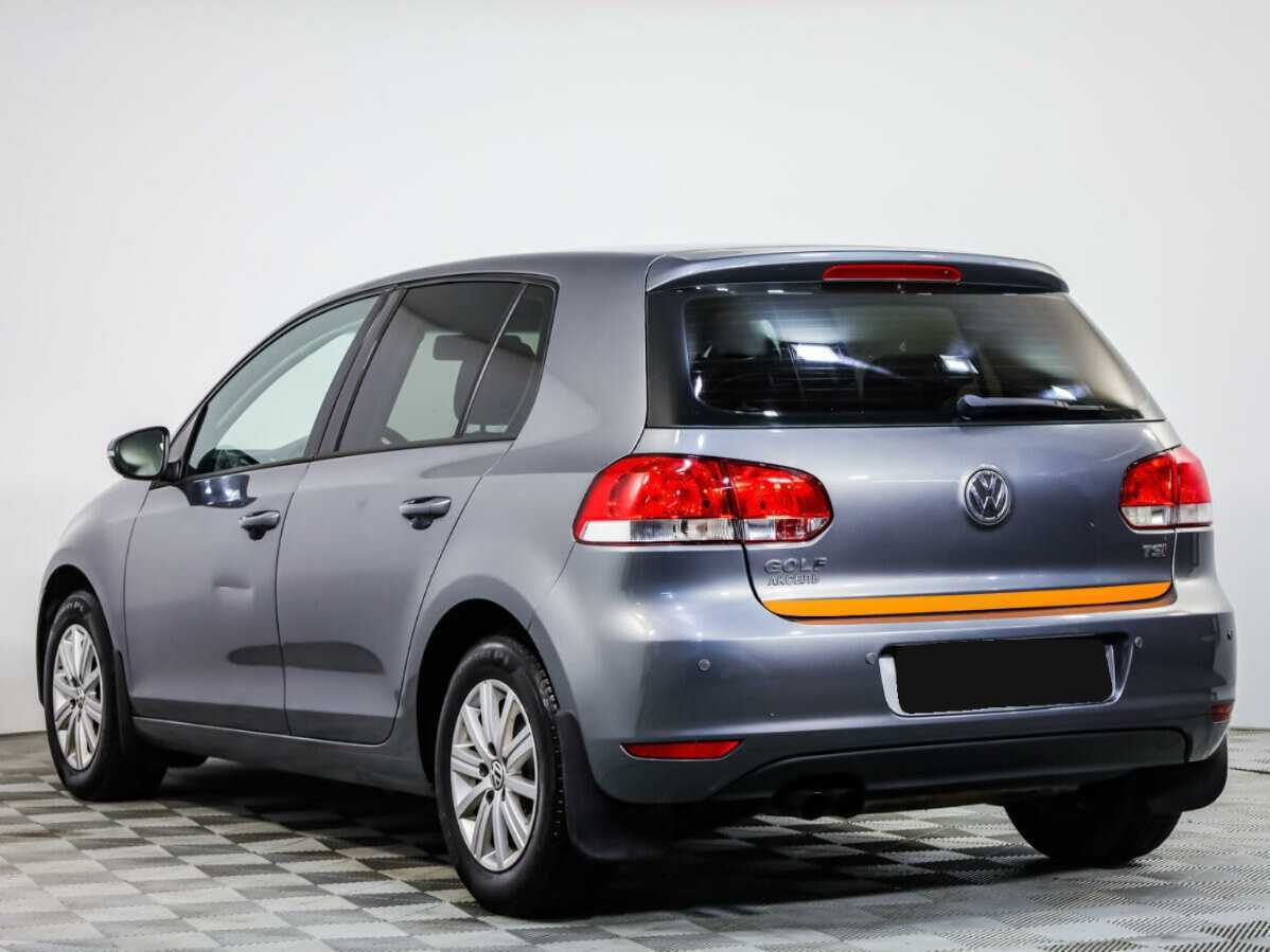 Volkswagen Golf с пробегом — 2012 год. Фото: #5