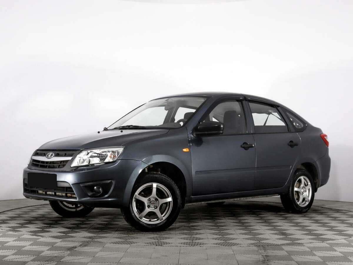 Lada (ВАЗ) Granta с пробегом — 2015 год. Посмотреть фото