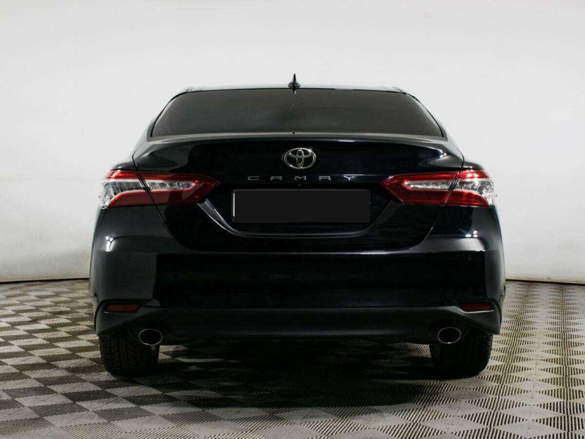 Toyota Camry с пробегом — 2020 год. Фото: #3