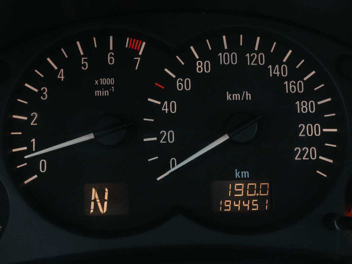 Opel Corsa с пробегом — 2004 год. Фото: #6