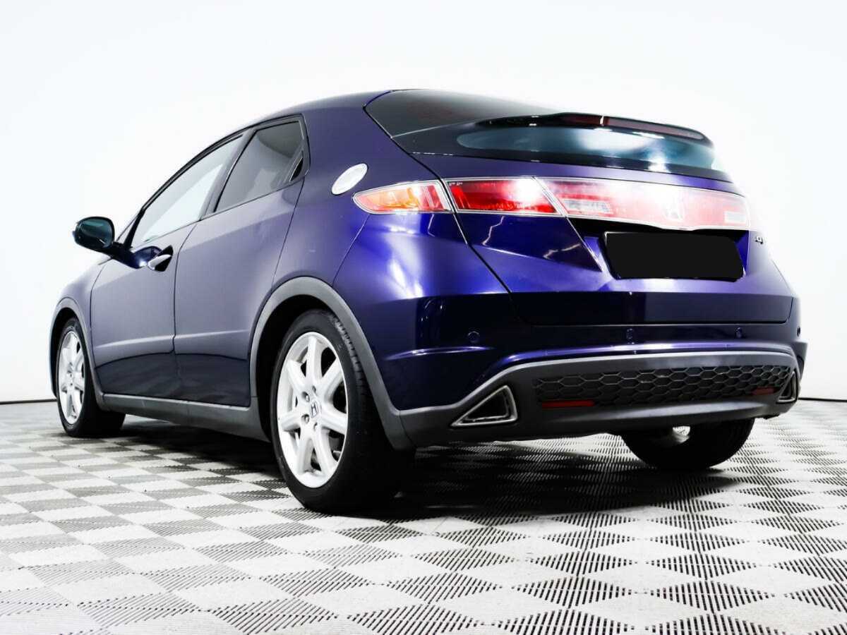 Honda Civic с пробегом — 2008 год. Фото: #6