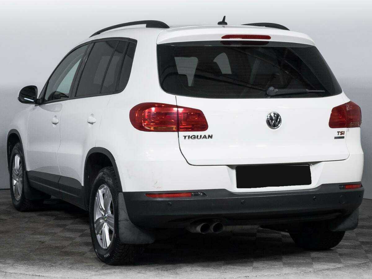 Volkswagen Tiguan с пробегом — 2012 год. Фото: #6
