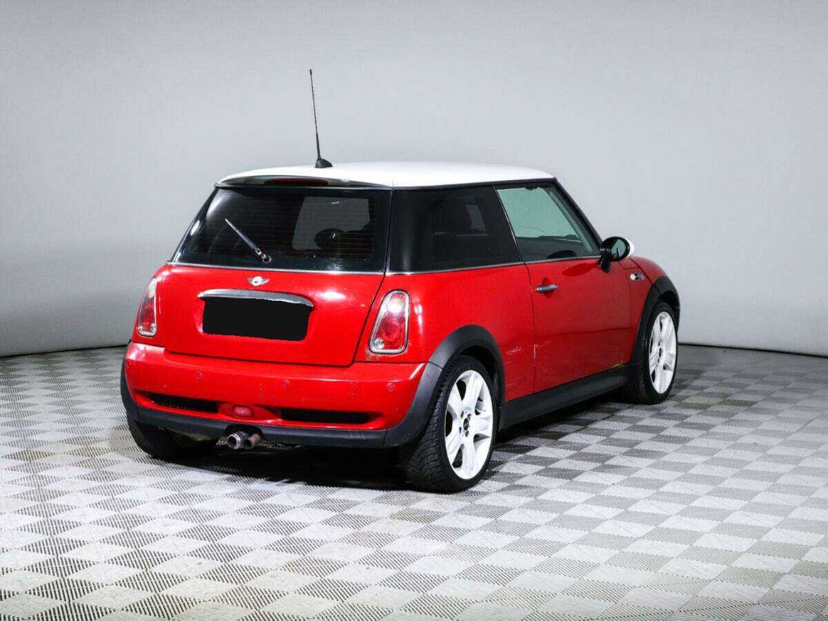 Mini Hatch с пробегом — 2006 год. Фото: #3