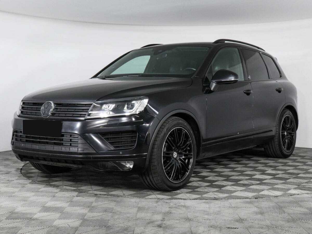 Volkswagen Touareg с пробегом — 2017 год. Фото: #0