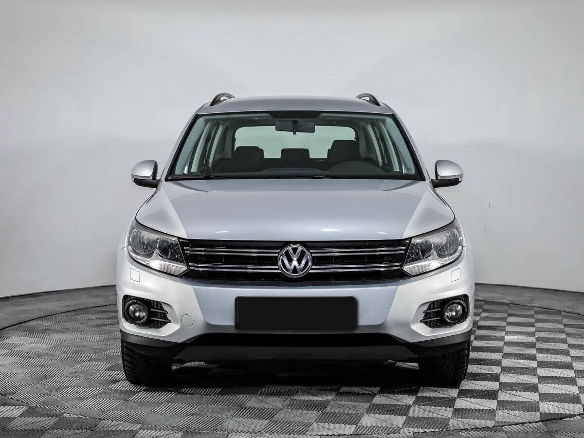 Volkswagen Tiguan с пробегом — 2011 год. Фото: #1