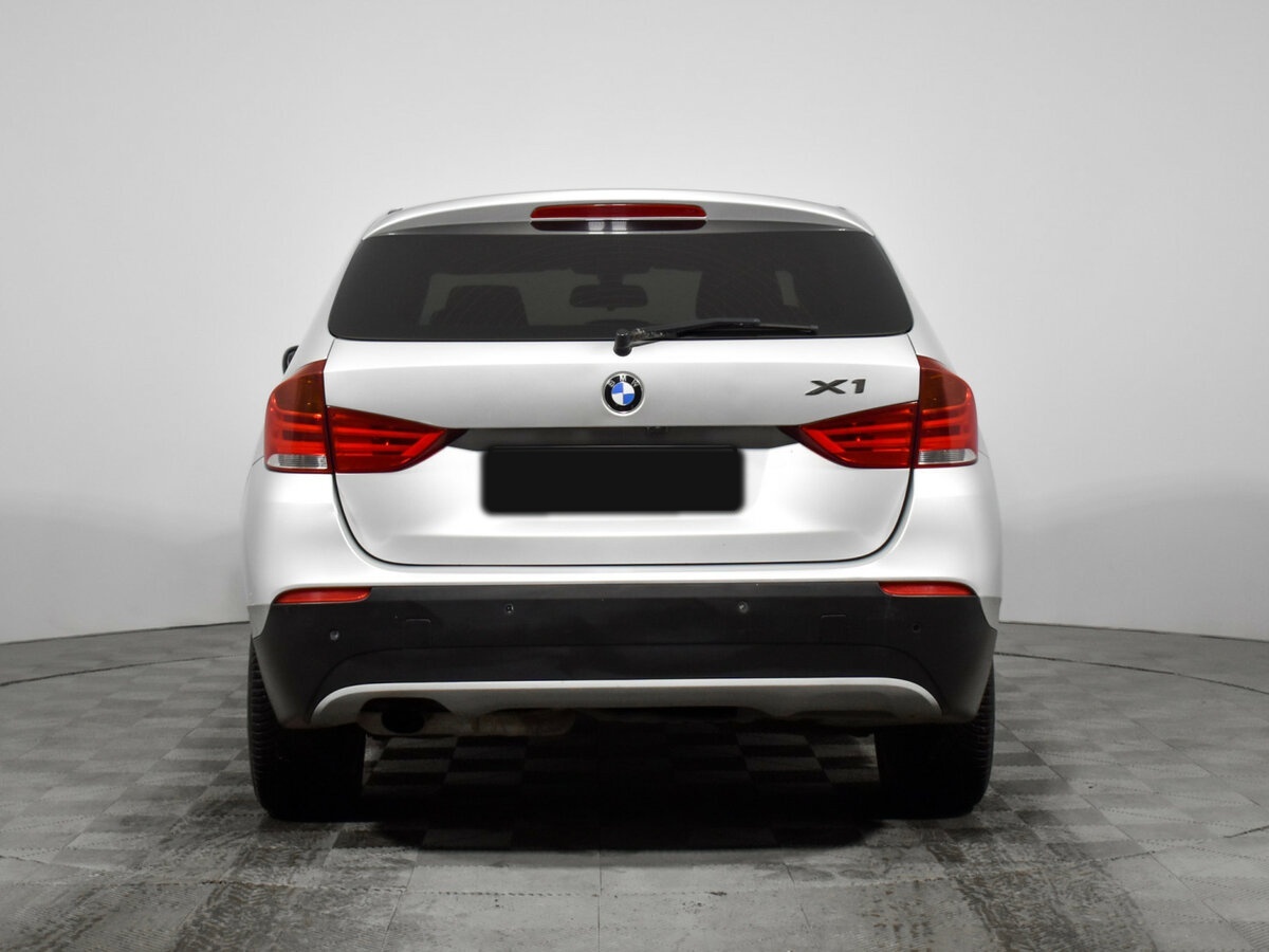 BMW X1 с пробегом — 2010 год. Фото: #4