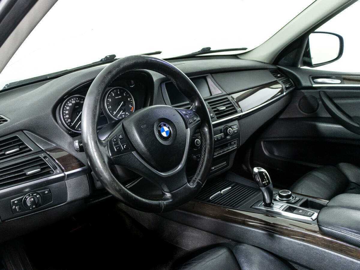 BMW X5 с пробегом — 2011 год. Фото: #10