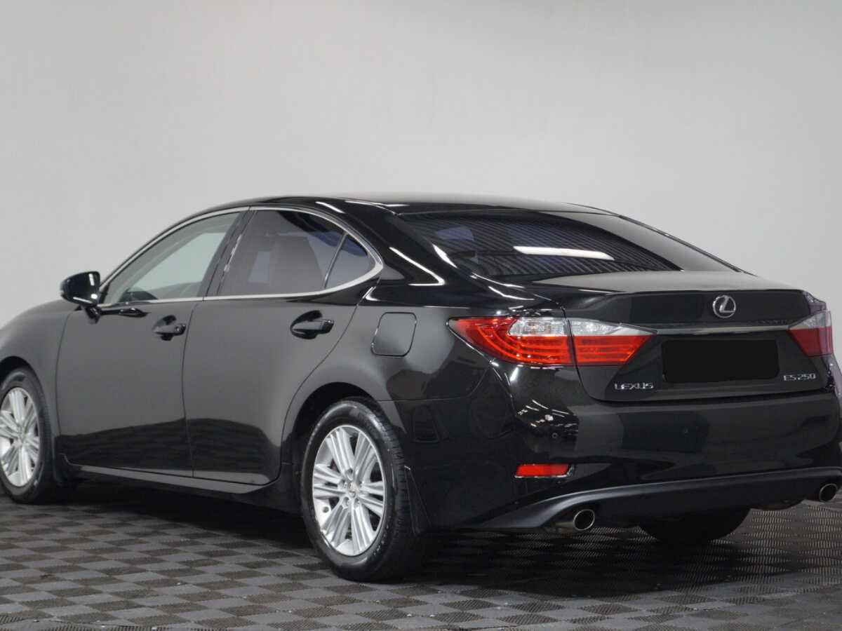Lexus ES с пробегом — 2012 год. Фото: #5