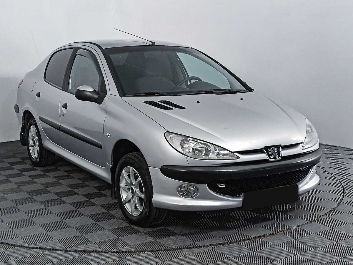 Peugeot 206 с пробегом — 2006 год. Фото: #2