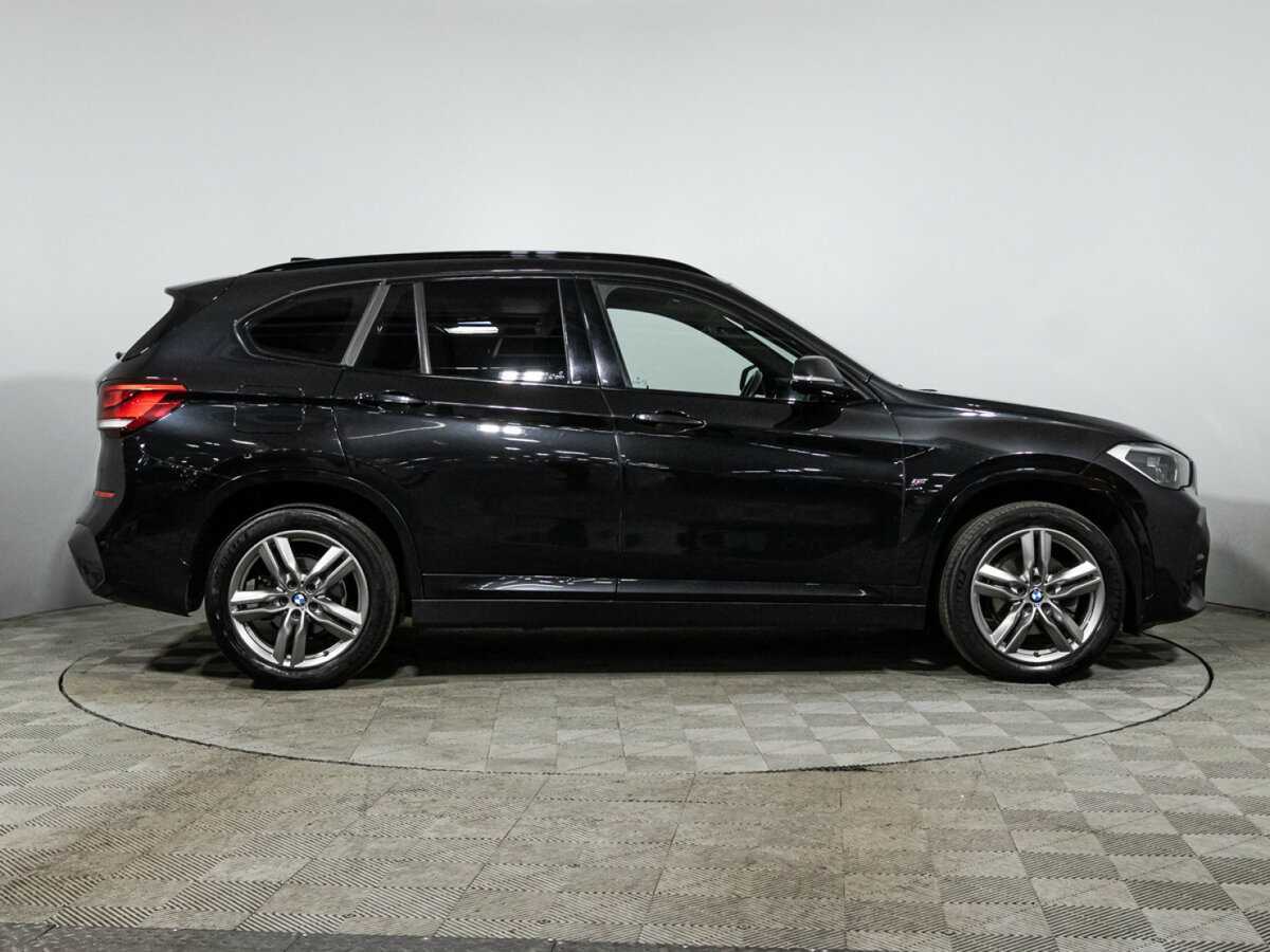 BMW X1 с пробегом — 2021 год. Фото: #3