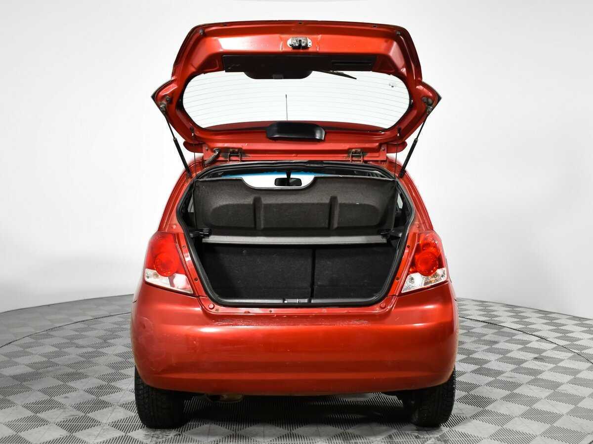 Chevrolet Aveo с пробегом — 2007 год. Фото: #16