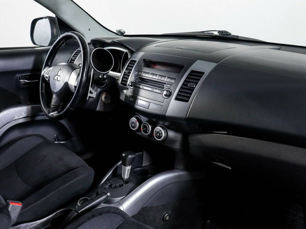 Mitsubishi Outlander с пробегом — 2007 год. Фото: #5