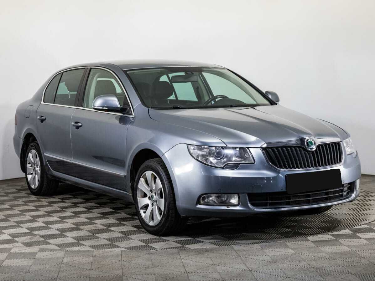 Skoda Superb с пробегом — 2010 год. Фото: #2