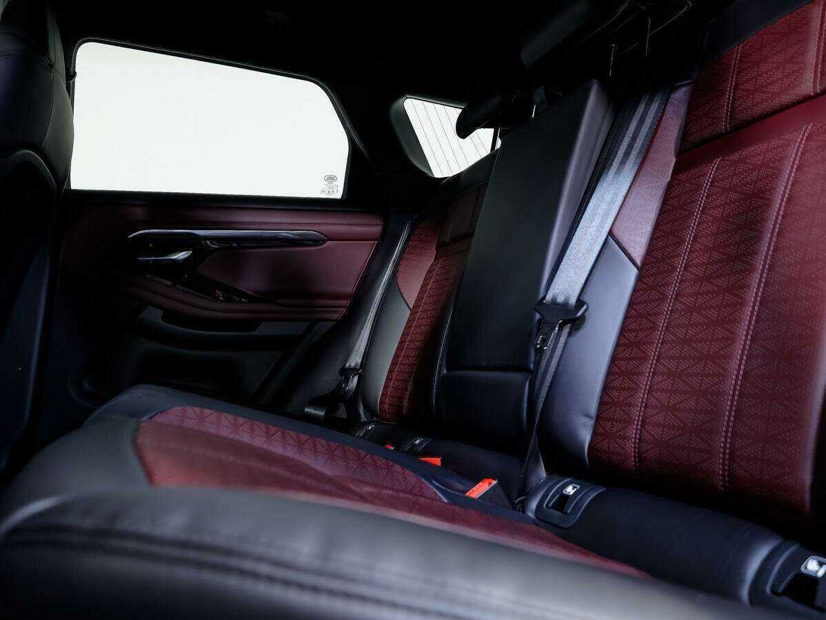 Land Rover Range Rover Evoque с пробегом — 2019 год. Фото: #12