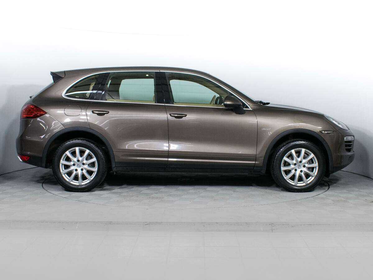 Porsche Cayenne с пробегом — 2013 год. Фото: #3