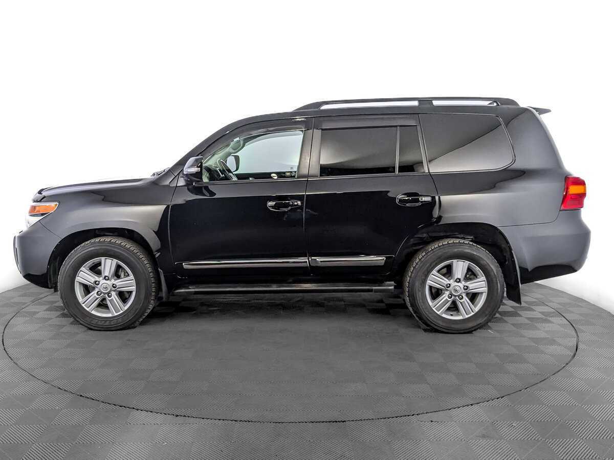 Toyota Land Cruiser с пробегом — 2014 год. Фото: #7