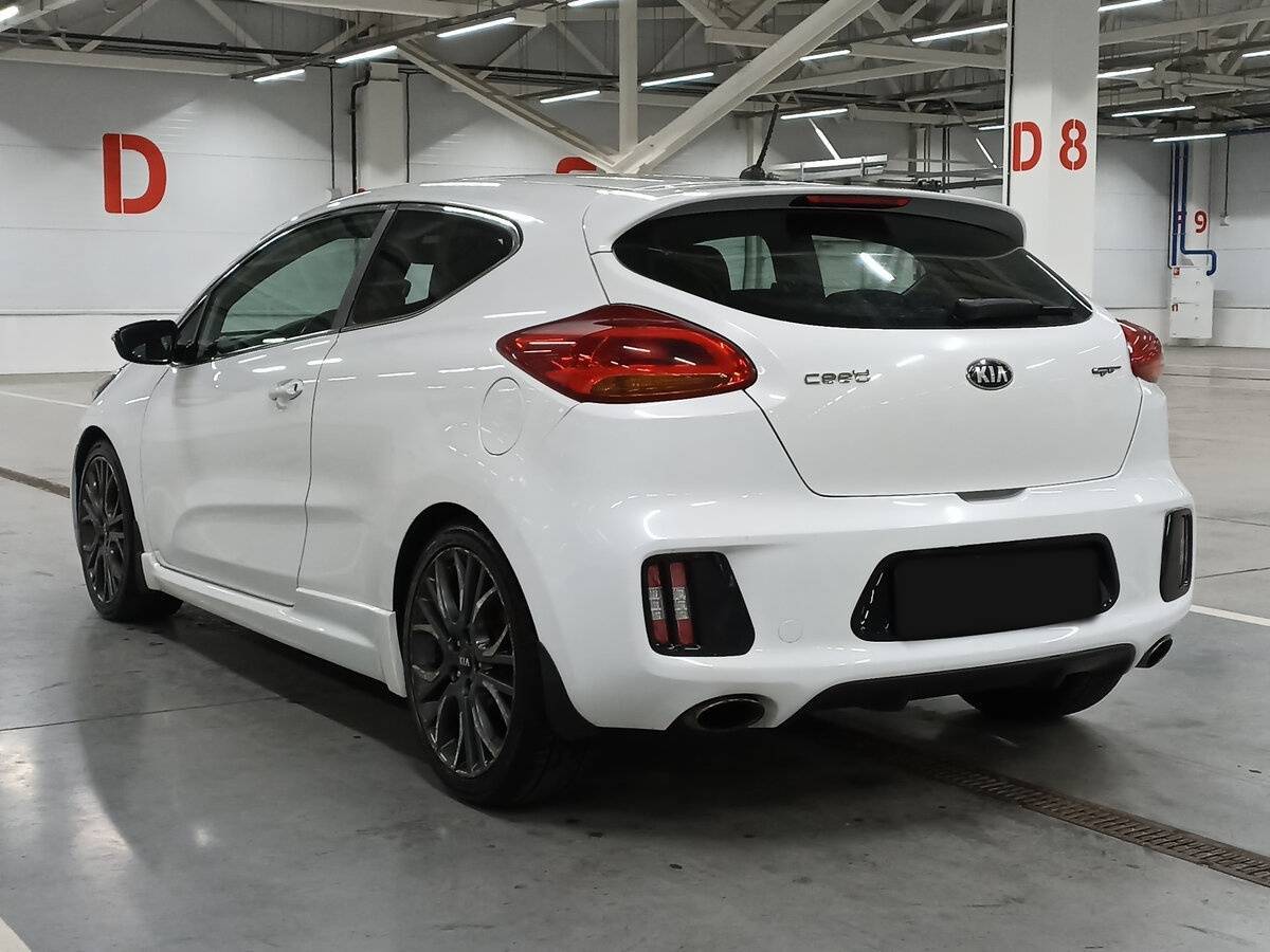 Kia Ceed GT с пробегом — 2014 год. Фото: #6