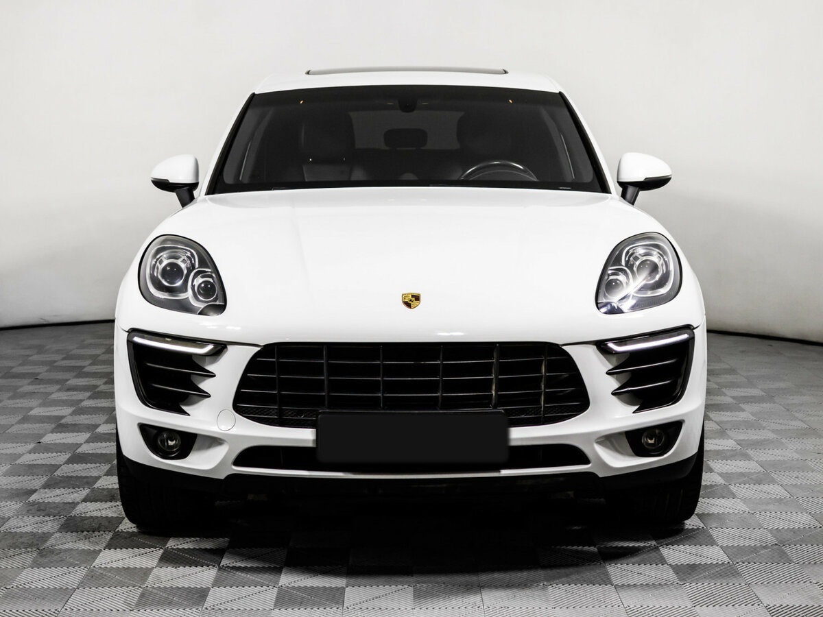 Porsche Macan с пробегом — 2014 год. Фото: #1