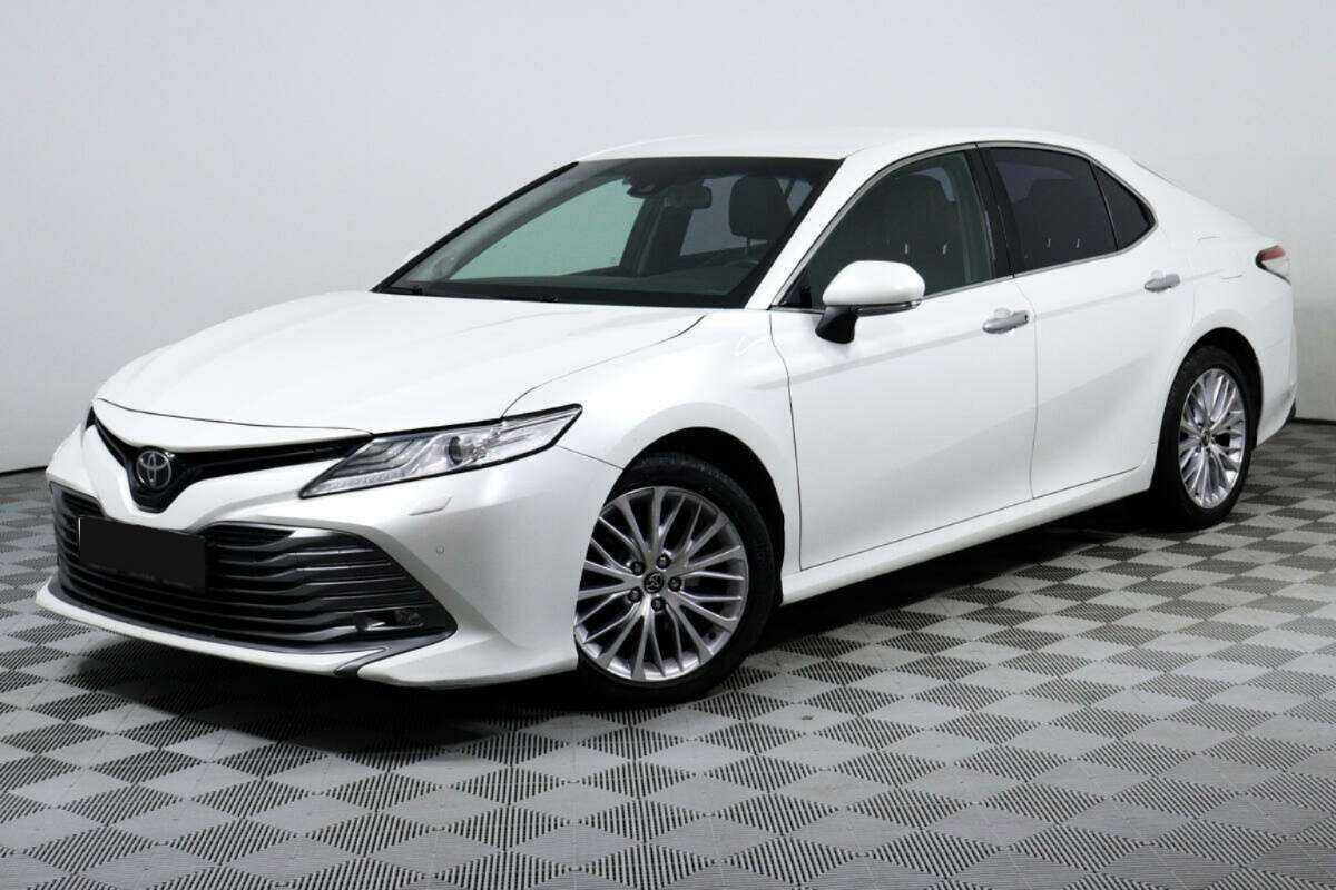 Toyota Camry с пробегом — 2019 год. Фото: #0