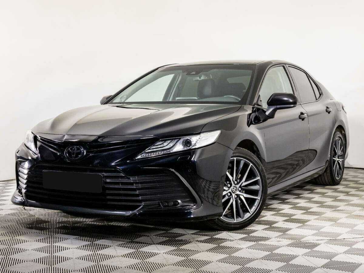 Toyota Camry с пробегом — 2021 год. Посмотреть фото