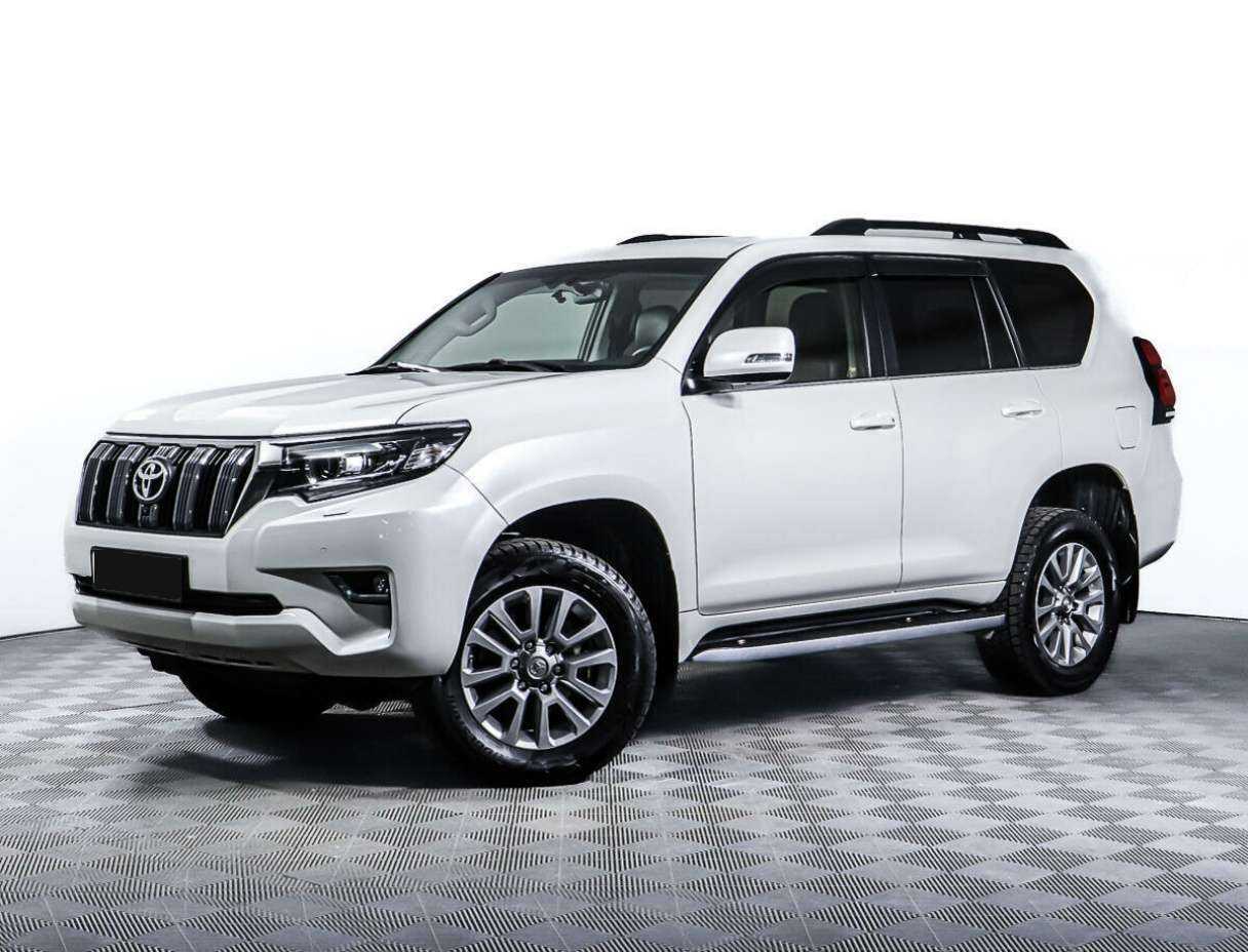 Toyota Land Cruiser Prado с пробегом — 2017 год. Фото: #0