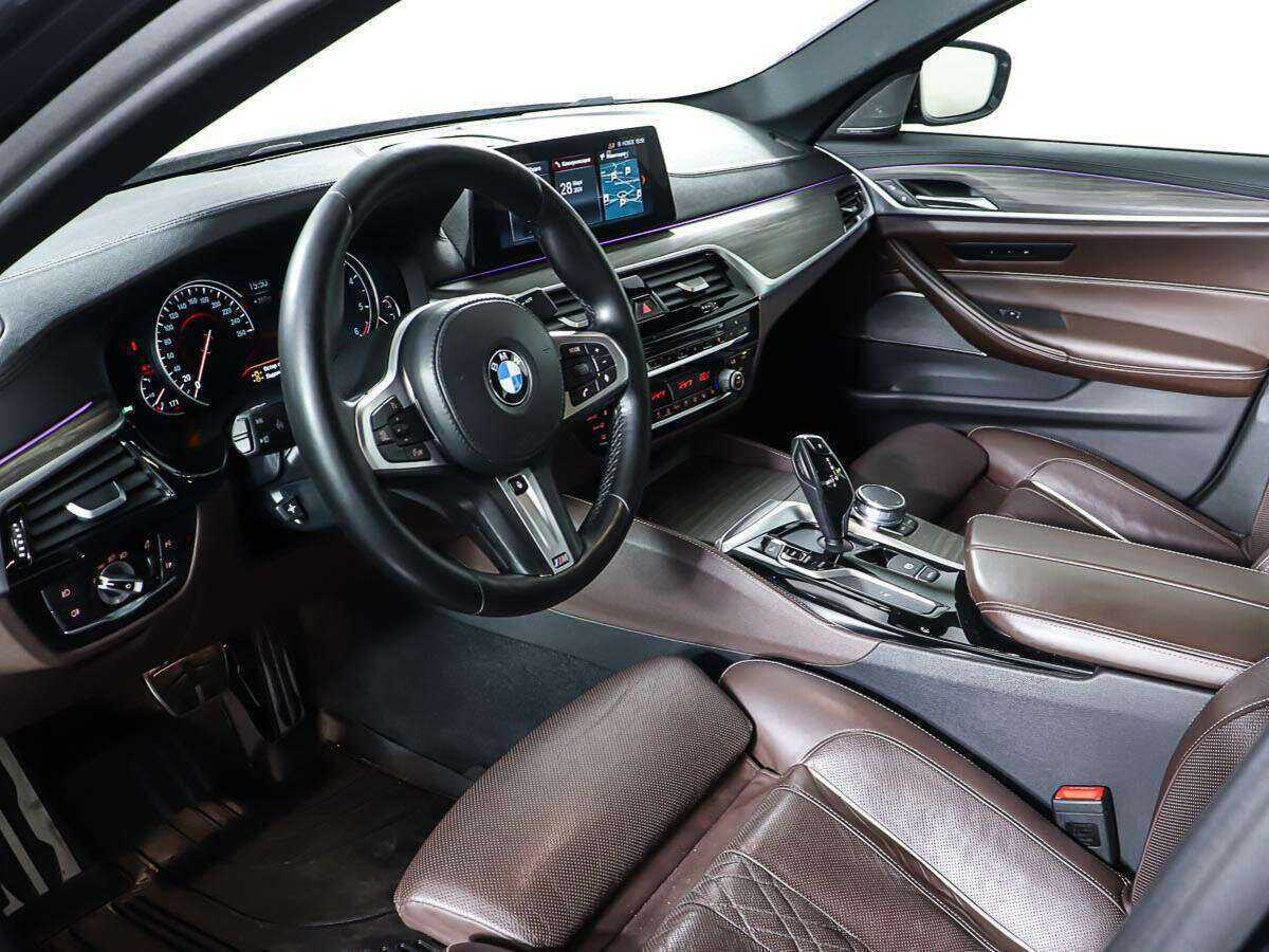 BMW 5 серии с пробегом — 2017 год. Фото: #14