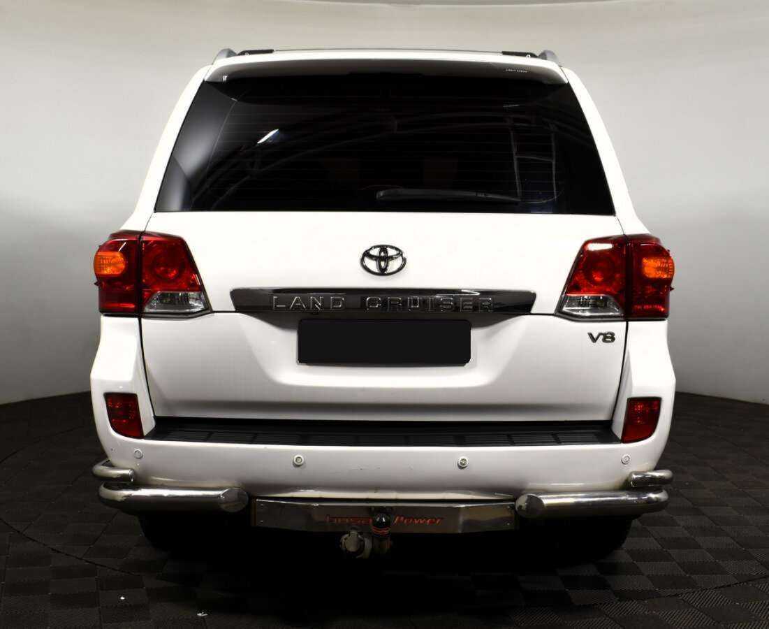 Toyota Land Cruiser с пробегом — 2010 год. Фото: #23
