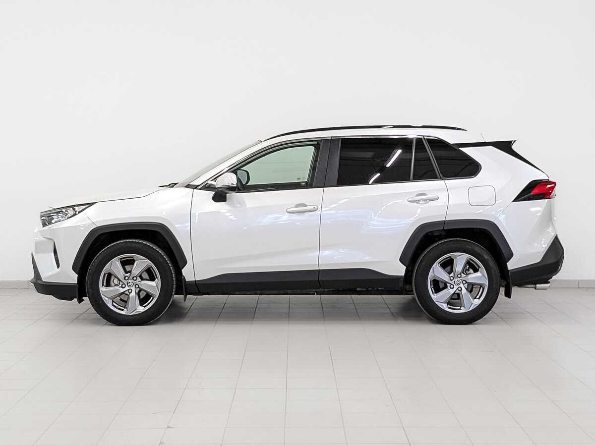 Toyota RAV4 с пробегом — 2022 год. Фото: #7