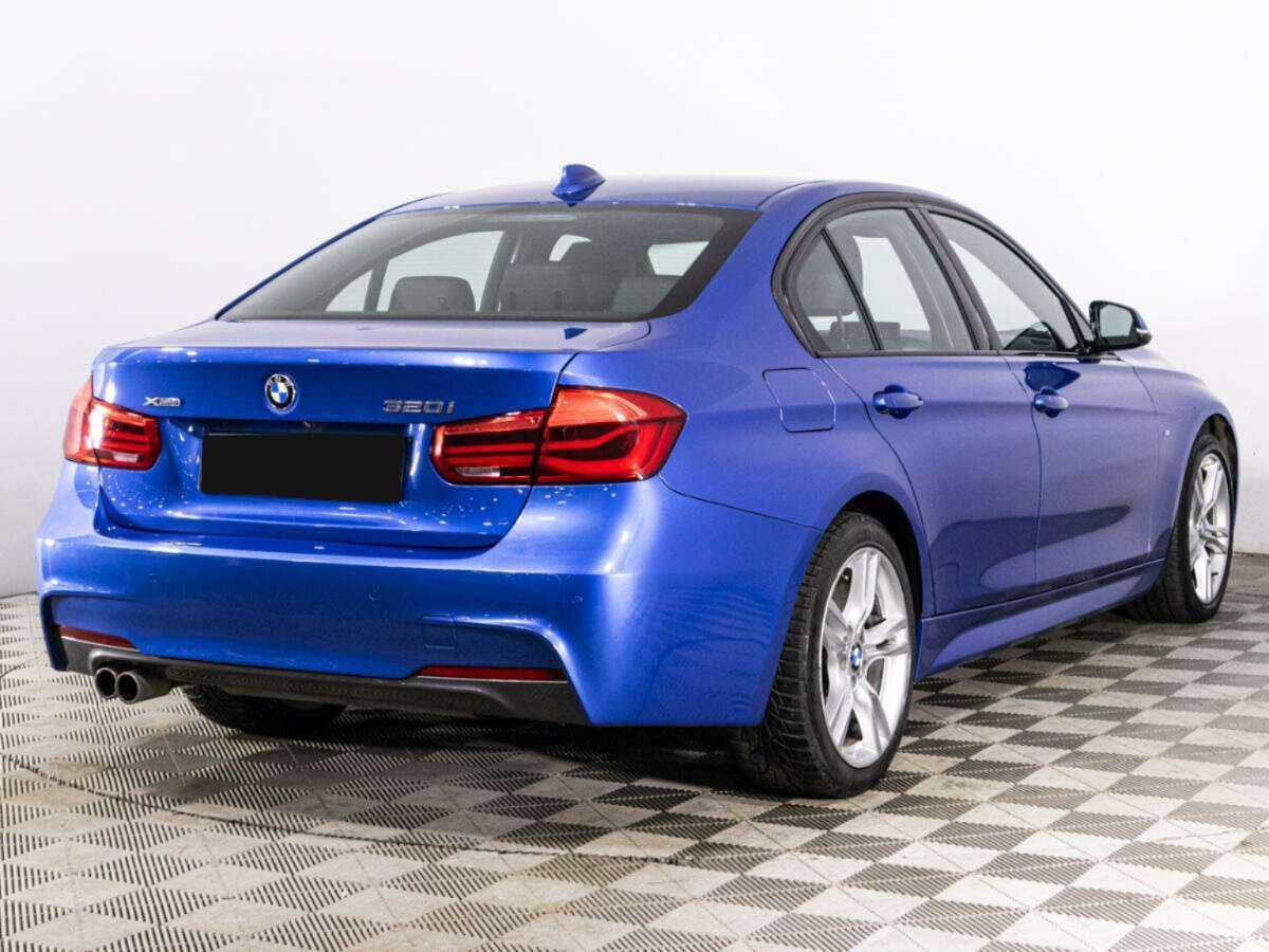 BMW 3 серии с пробегом — 2018 год. Фото: #4