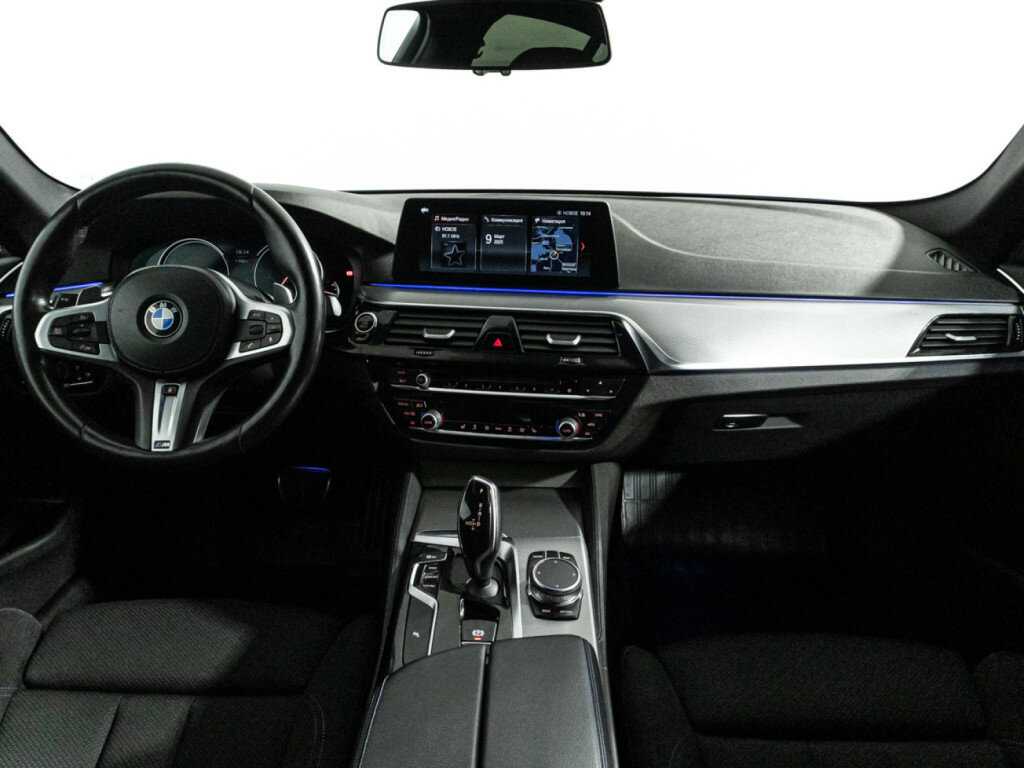 BMW 5 серии с пробегом — 2018 год. Фото: #12