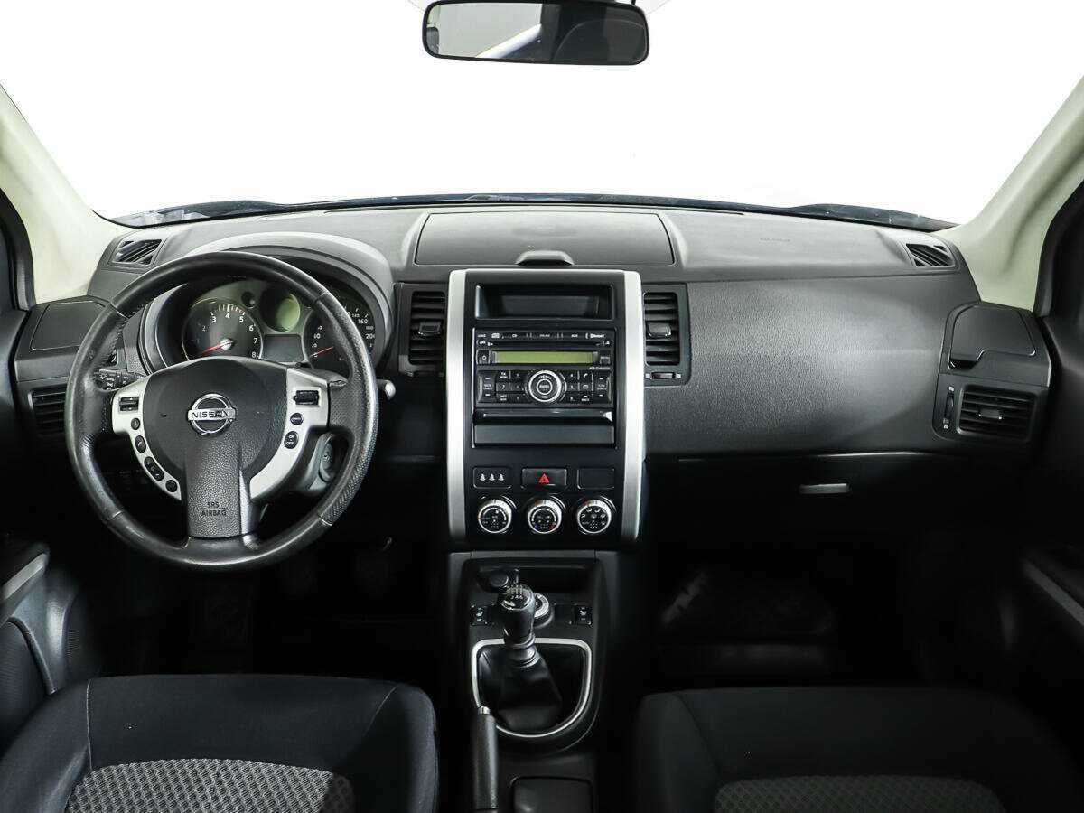 Nissan X-Trail с пробегом — 2010 год. Фото: #10