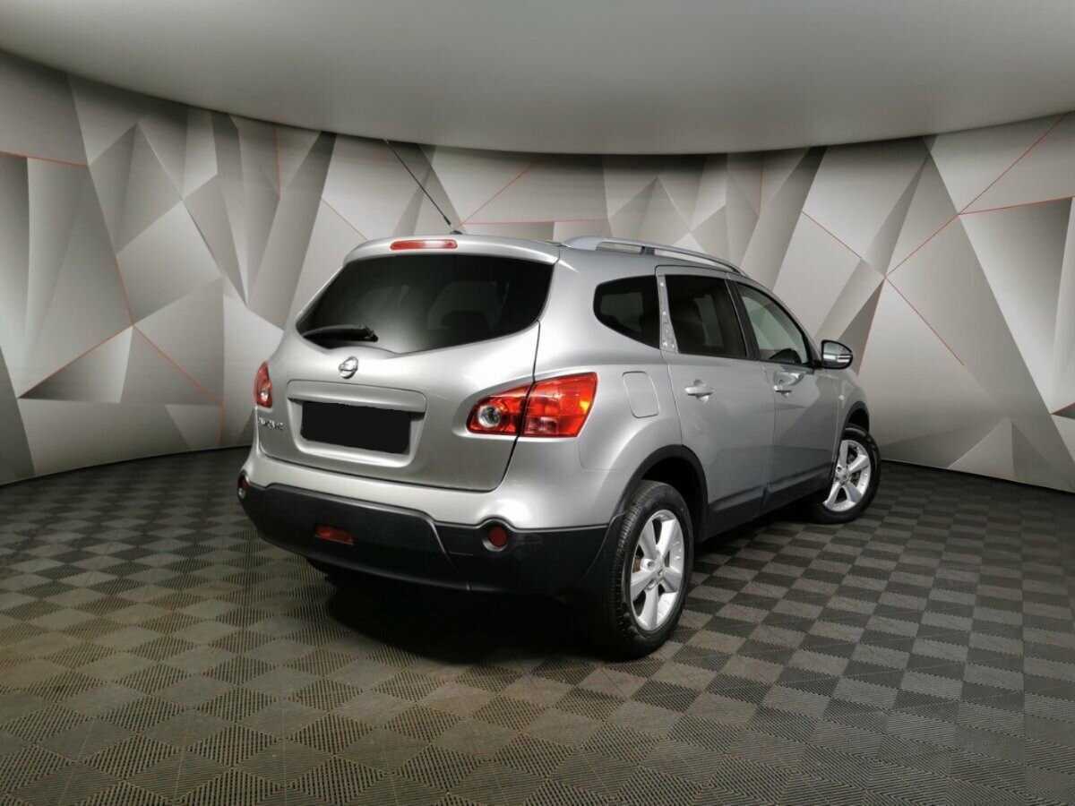 Nissan Qashqai+2 с пробегом — 2009 год. Фото: #1