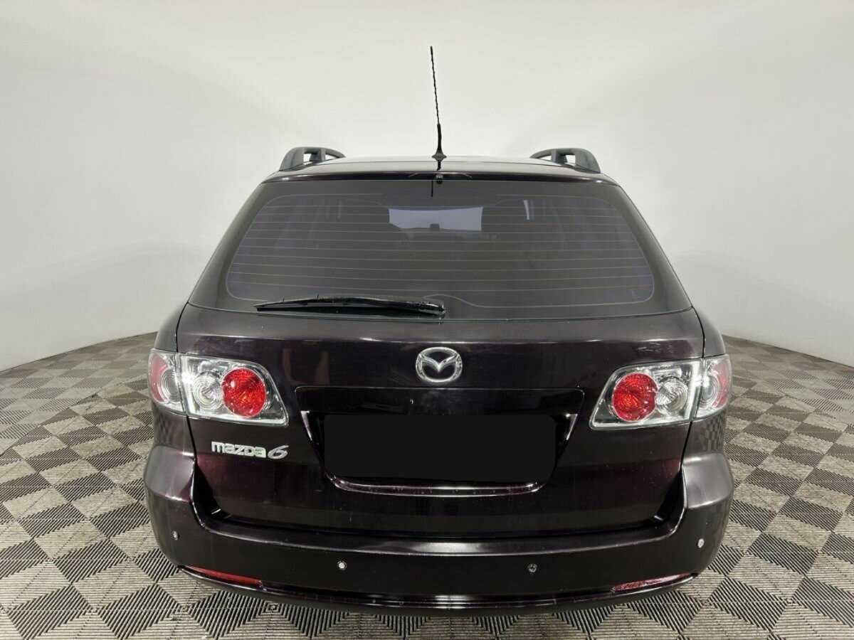 Mazda 6 с пробегом — 2005 год. Фото: #2
