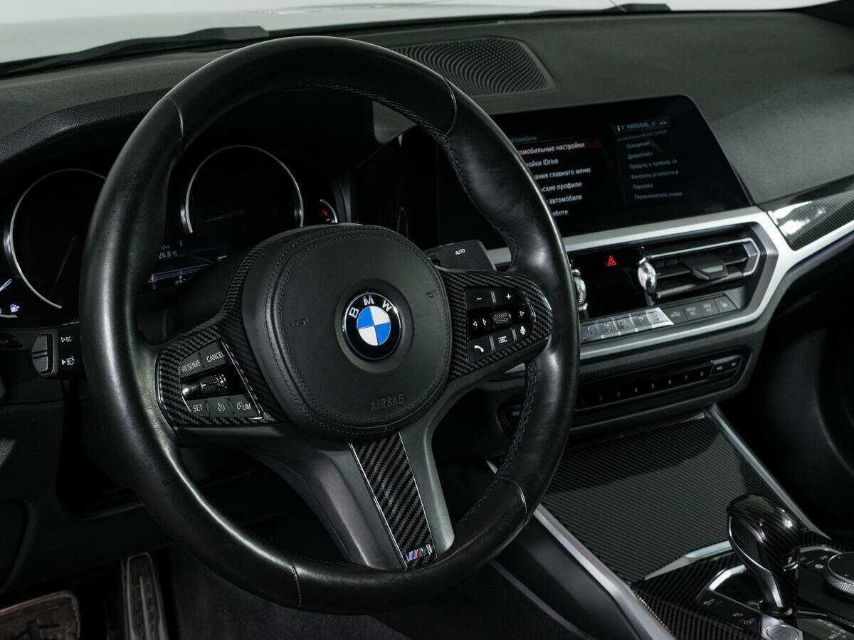 BMW 3 серии с пробегом — 2020 год. Фото: #12