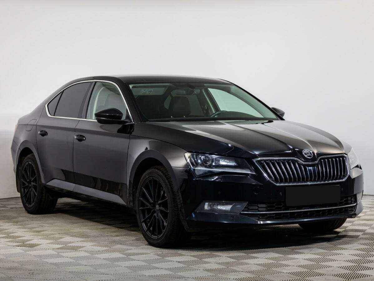 Skoda Superb с пробегом — 2016 год. Фото: #1