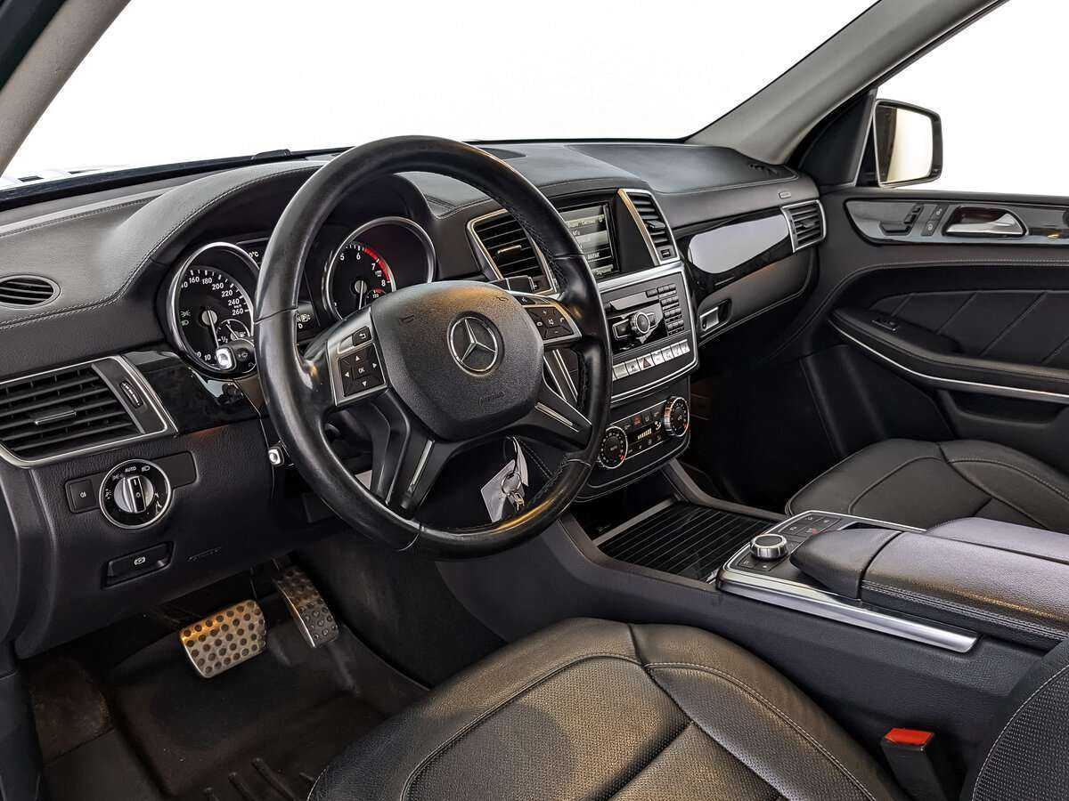 Mercedes-Benz GL-Класс с пробегом — 2014 год. Фото: #10