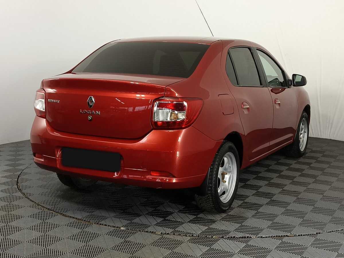 Renault Logan с пробегом — 2015 год. Фото: #4