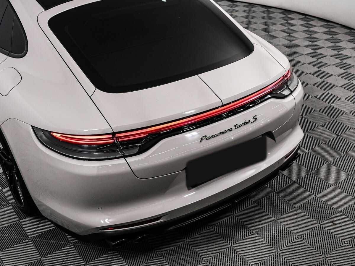 Porsche Panamera с пробегом — 2021 год. Фото: #15