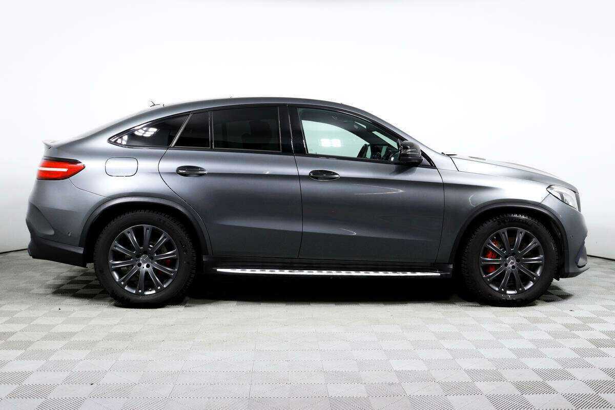 Mercedes-Benz GLE Coupe AMG с пробегом — 2016 год. Фото: #3