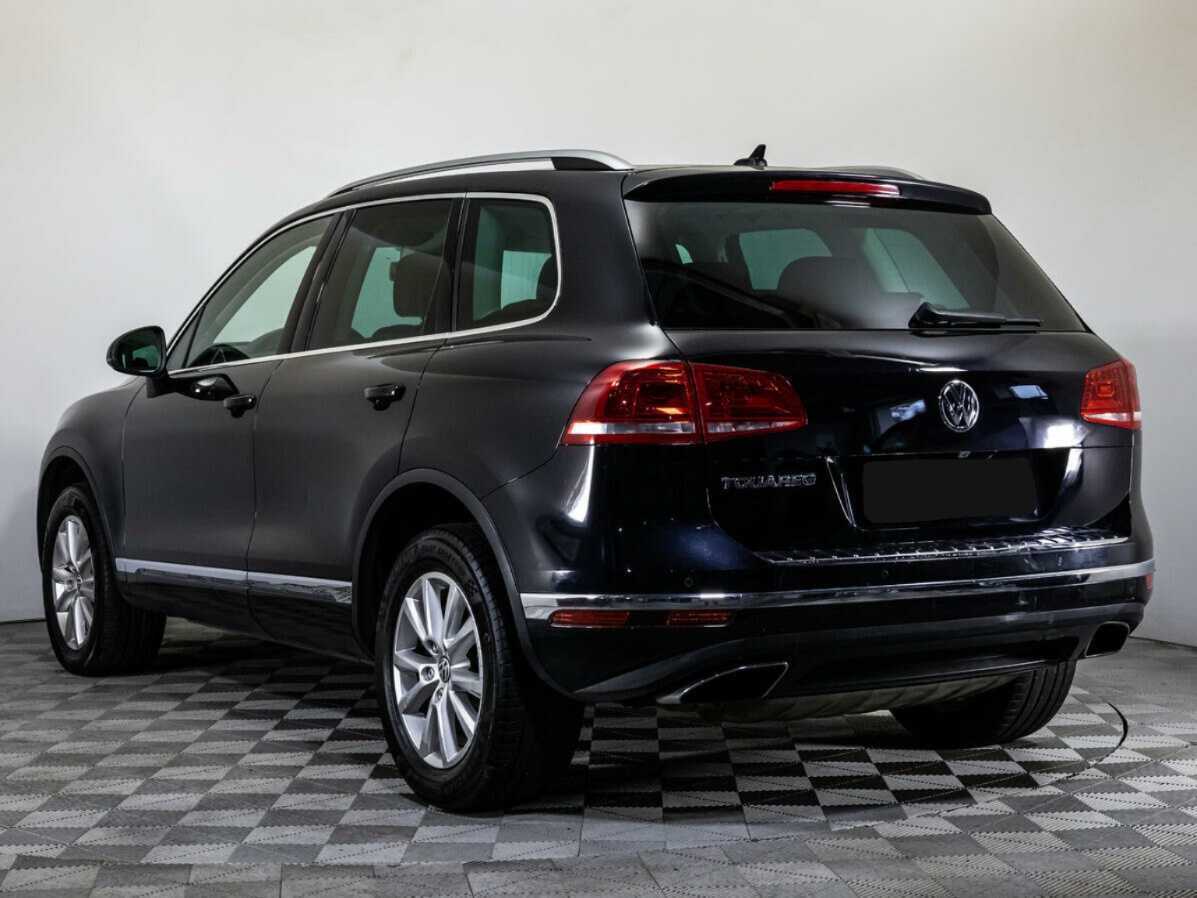 Volkswagen Touareg с пробегом — 2015 год. Фото: #5