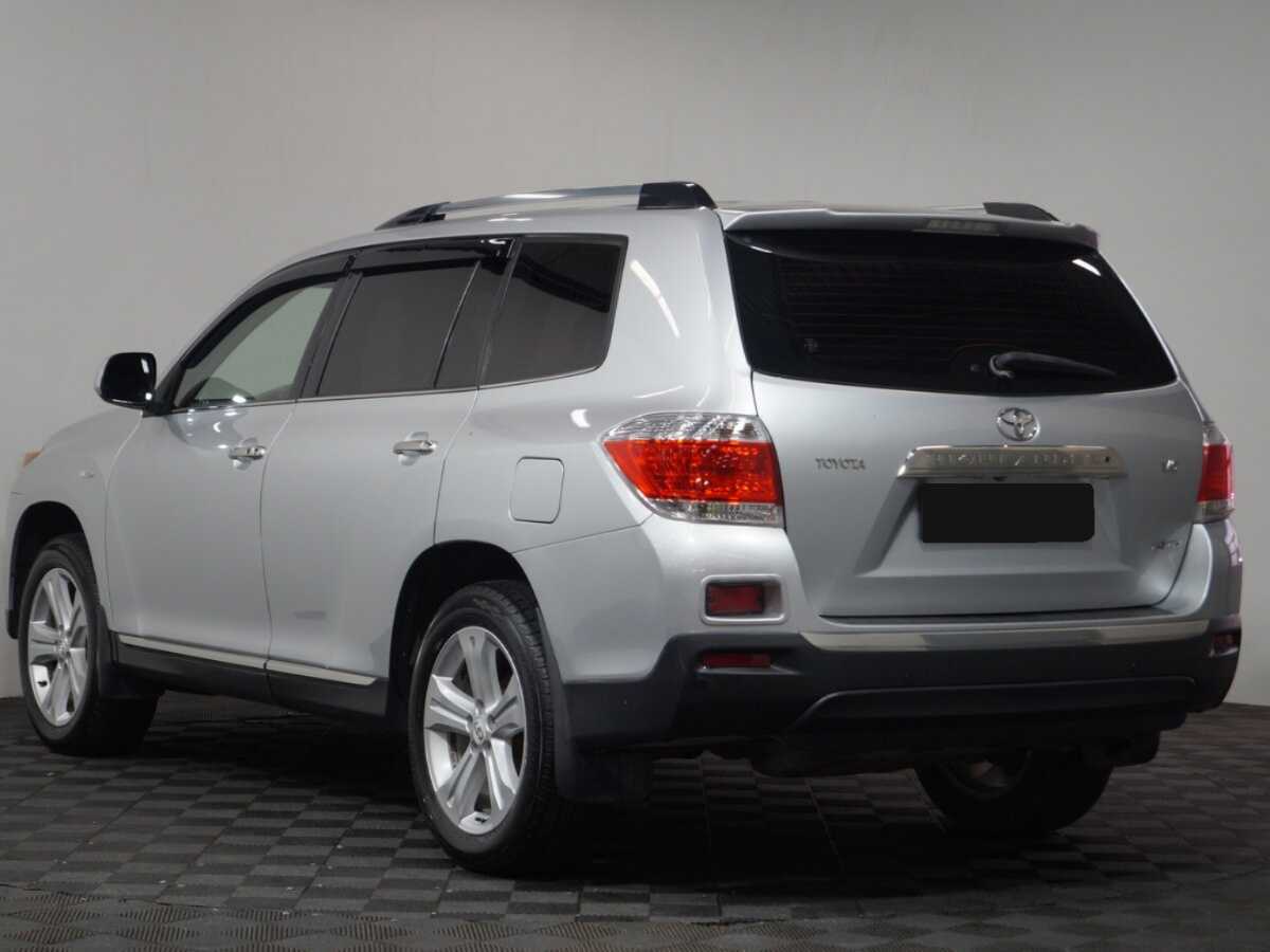 Toyota Highlander с пробегом — 2011 год. Фото: #5