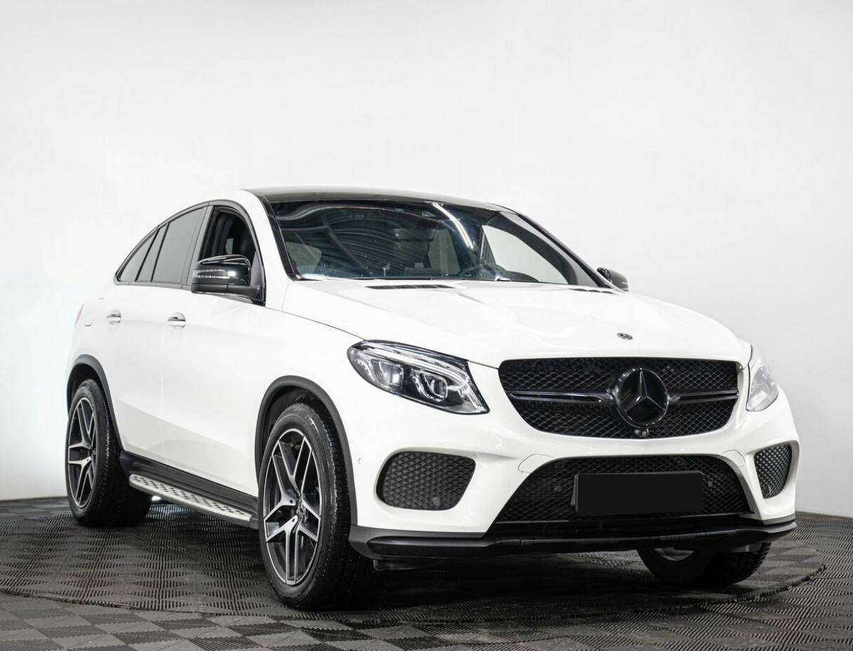 Mercedes-Benz GLE Coupe с пробегом — 2017 год. Фото: #2