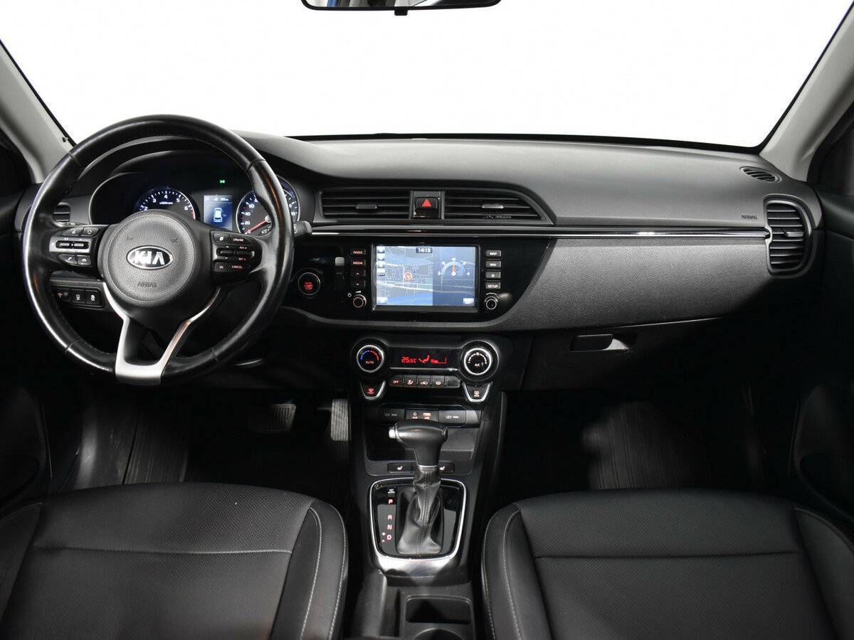 Kia Rio с пробегом — 2017 год. Фото: #9