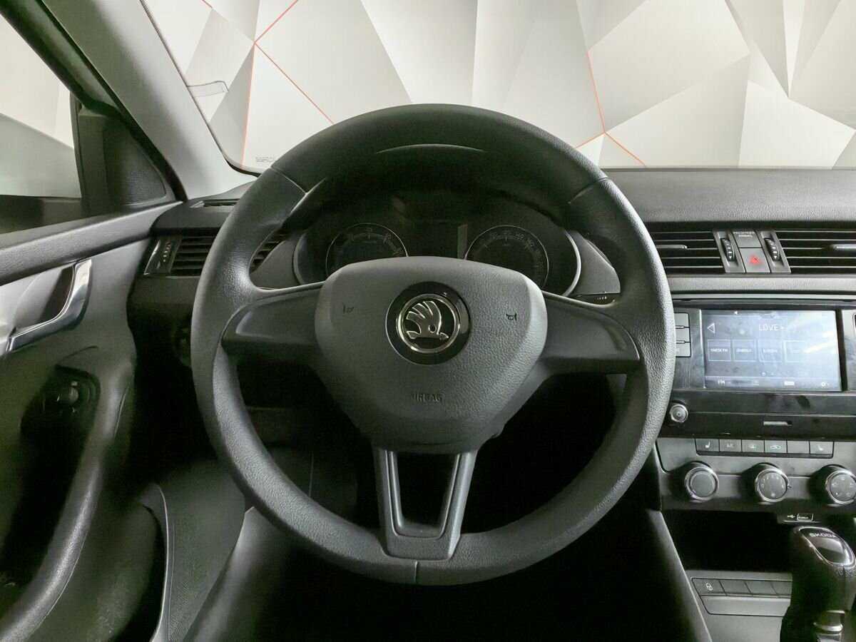 Skoda Octavia с пробегом — 2020 год. Фото: #14