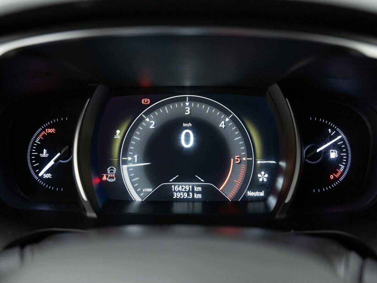 Renault Talisman с пробегом — 2018 год. Фото: #17