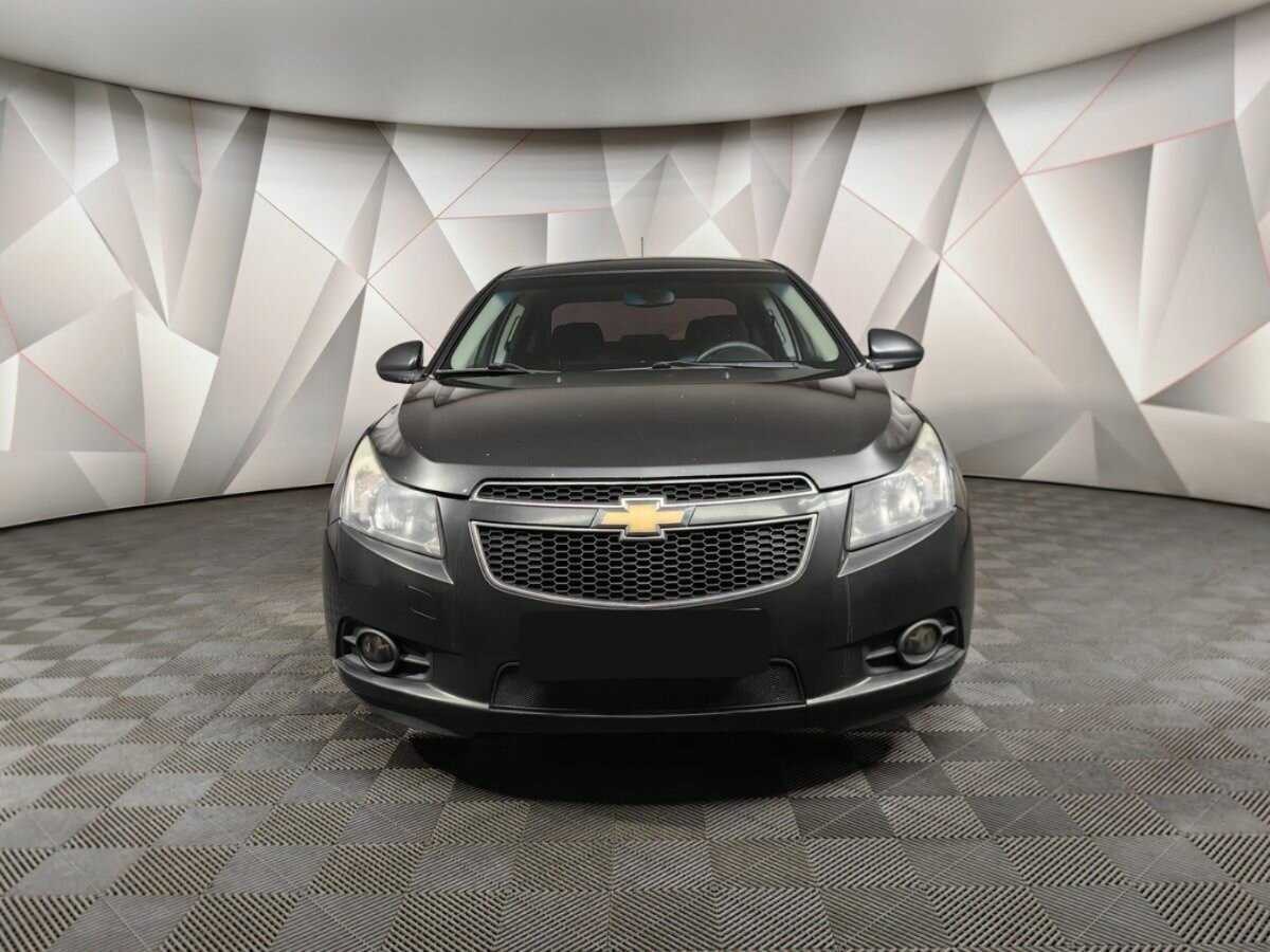 Chevrolet Cruze с пробегом — 2011 год. Фото: #6