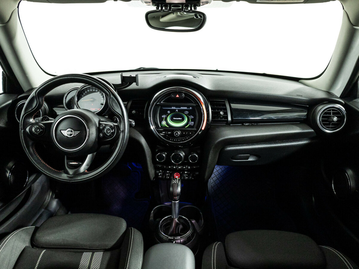 Mini Hatch с пробегом — 2014 год. Фото: #12