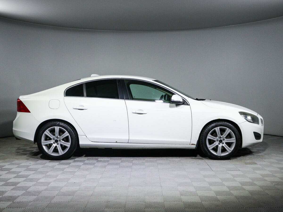 Volvo S60 с пробегом — 2011 год. Фото: #3